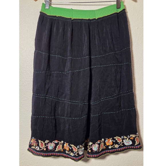 Johnny Was Dresses & Skirts - Johnny Was Embroidered Floral‎ Rayon Skirt Black Boho Stretch Waist Small Y2K